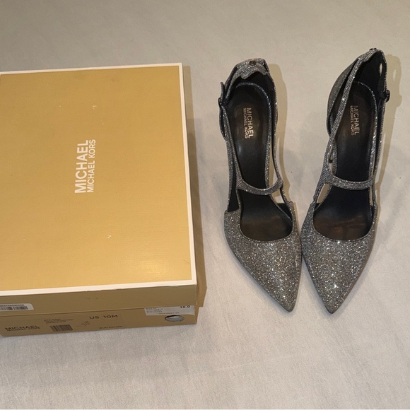 Michael Kors “Ava” Pump - Size 10 - Picture 2 of 13